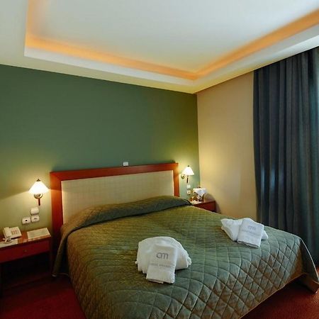 Athens Mirabello Ngoại thất bức ảnh